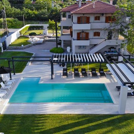 Villa Elisabeth ปลาตาโมนาส ภายนอก รูปภาพ
