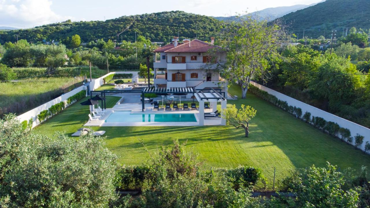 Villa Elisabeth ปลาตาโมนาส ภายนอก รูปภาพ