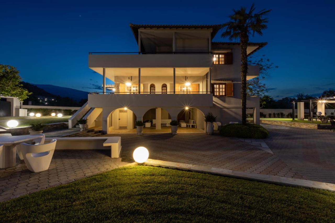 Villa Elisabeth ปลาตาโมนาส ภายนอก รูปภาพ